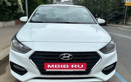 Hyundai Solaris II рестайлинг, 2019 год, 960 000 рублей, 8 фотография