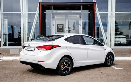 Hyundai Elantra V, 2014 год, 950 000 рублей, 2 фотография