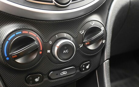 Hyundai Solaris II рестайлинг, 2014 год, 939 900 рублей, 17 фотография