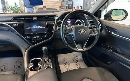 Toyota Camry, 2018 год, 2 299 999 рублей, 15 фотография