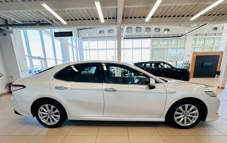 Toyota Camry, 2018 год, 2 299 999 рублей, 7 фотография