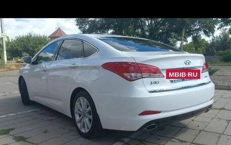 Hyundai i40 I рестайлинг, 2013 год, 1 350 000 рублей, 2 фотография