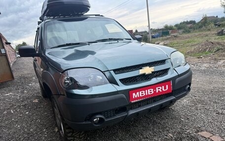 Chevrolet Niva I рестайлинг, 2011 год, 600 000 рублей, 1 фотография
