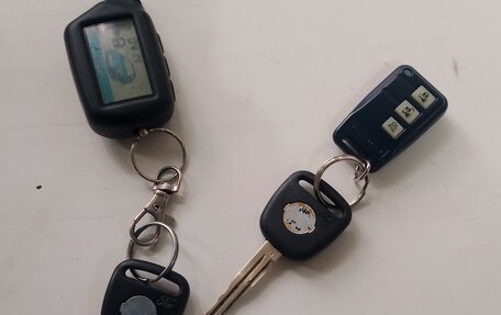 Nissan Avenir II, 2000 год, 290 000 рублей, 6 фотография