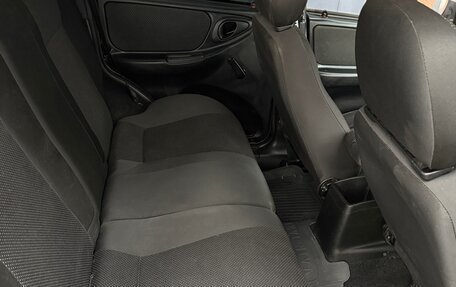 Chevrolet Niva I рестайлинг, 2011 год, 600 000 рублей, 15 фотография
