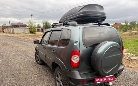 Chevrolet Niva I рестайлинг, 2011 год, 600 000 рублей, 30 фотография