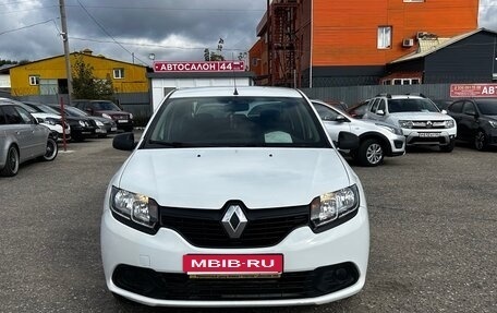Renault Logan II, 2015 год, 520 000 рублей, 2 фотография