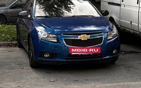 Chevrolet Cruze II, 2011 год, 600 000 рублей, 9 фотография