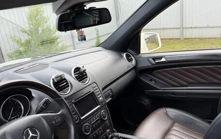 Mercedes-Benz GL-Класс, 2011 год, 1 850 000 рублей, 24 фотография