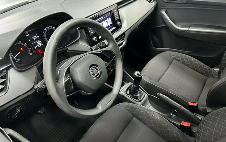 Skoda Rapid II, 2021 год, 1 699 000 рублей, 12 фотография