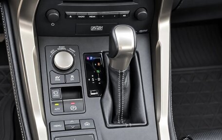 Lexus NX I, 2017 год, 3 649 999 рублей, 17 фотография