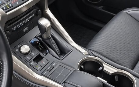 Lexus NX I, 2017 год, 3 649 999 рублей, 18 фотография