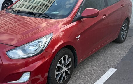 Hyundai Solaris II рестайлинг, 2012 год, 850 000 рублей, 3 фотография