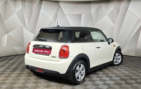 MINI Hatch, 2016 год, 1 850 000 рублей, 2 фотография