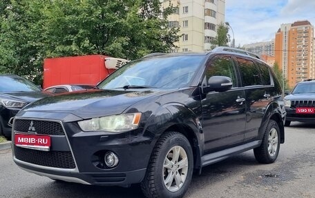 Mitsubishi Outlander III рестайлинг 3, 2010 год, 970 000 рублей, 1 фотография