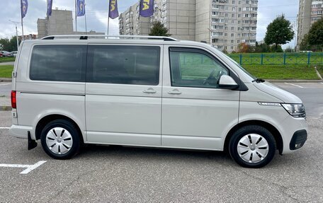 Volkswagen Caravelle T6 рестайлинг, 2020 год, 3 999 000 рублей, 7 фотография