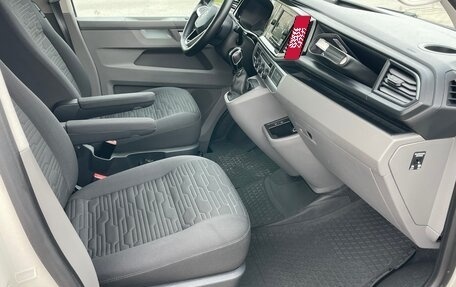 Volkswagen Caravelle T6 рестайлинг, 2020 год, 3 999 000 рублей, 11 фотография