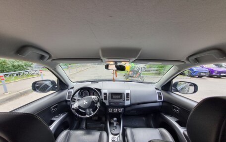 Mitsubishi Outlander III рестайлинг 3, 2010 год, 970 000 рублей, 6 фотография