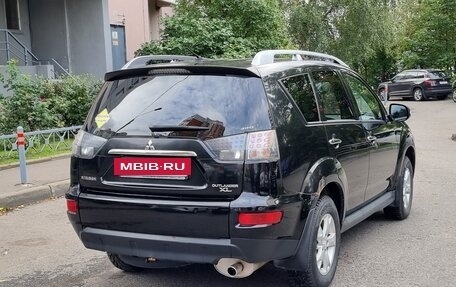 Mitsubishi Outlander III рестайлинг 3, 2010 год, 970 000 рублей, 4 фотография