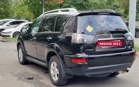 Mitsubishi Outlander III рестайлинг 3, 2010 год, 970 000 рублей, 3 фотография