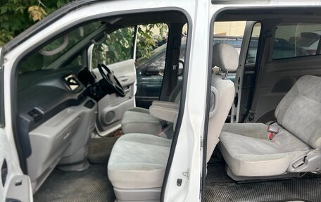 Nissan Serena II, 2001 год, 520 000 рублей, 12 фотография