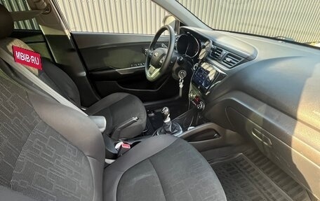 KIA Rio III рестайлинг, 2014 год, 930 000 рублей, 10 фотография