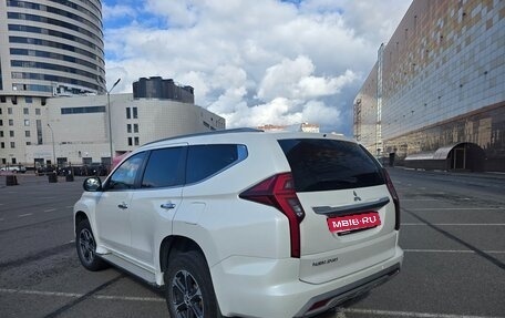 Mitsubishi Pajero Sport III рестайлинг, 2022 год, 3 500 000 рублей, 4 фотография