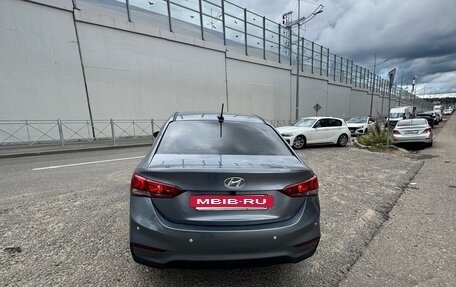 Hyundai Solaris II рестайлинг, 2017 год, 1 150 000 рублей, 4 фотография