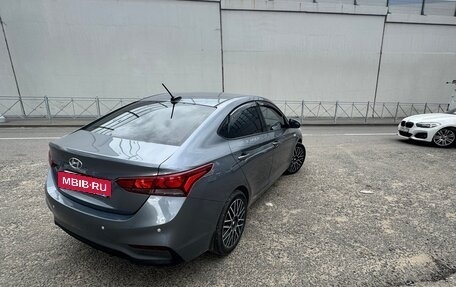 Hyundai Solaris II рестайлинг, 2017 год, 1 150 000 рублей, 3 фотография