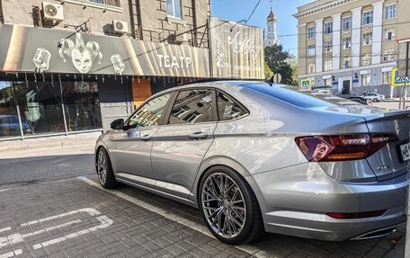 Volkswagen Jetta VII, 2021 год, 2 250 000 рублей, 4 фотография