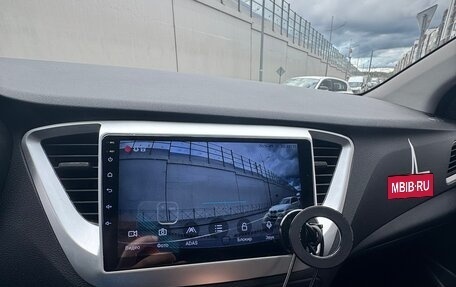 Hyundai Solaris II рестайлинг, 2017 год, 1 150 000 рублей, 13 фотография