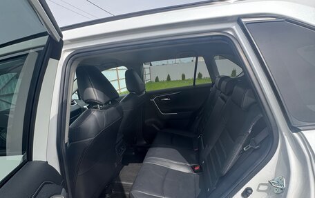 Toyota RAV4, 2020 год, 4 139 000 рублей, 15 фотография