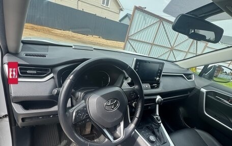Toyota RAV4, 2020 год, 4 139 000 рублей, 13 фотография