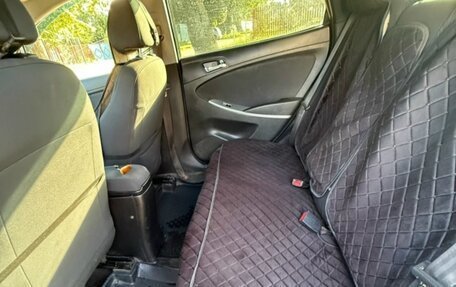 Hyundai Solaris II рестайлинг, 2014 год, 440 000 рублей, 11 фотография