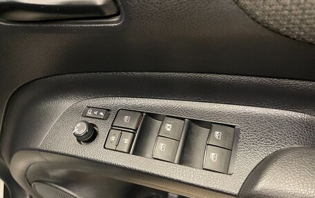 Toyota Sienta II, 2021 год, 1 415 000 рублей, 10 фотография