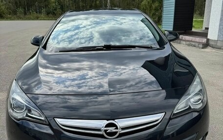 Opel Astra J, 2013 год, 1 150 000 рублей, 2 фотография