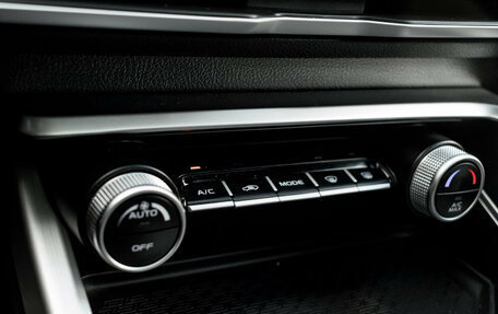 Geely Coolray I, 2021 год, 1 590 000 рублей, 21 фотография