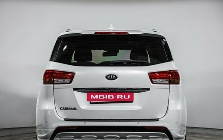 KIA Carnival III, 2018 год, 2 849 000 рублей, 6 фотография