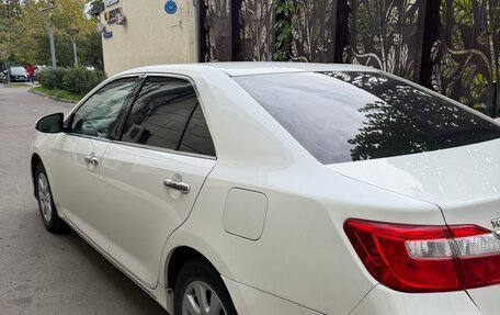 Toyota Camry, 2012 год, 1 800 000 рублей, 2 фотография