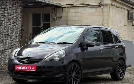 Honda Fit III, 2006 год, 320 000 рублей, 3 фотография