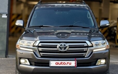 Toyota Land Cruiser 200, 2016 год, 6 140 000 рублей, 2 фотография