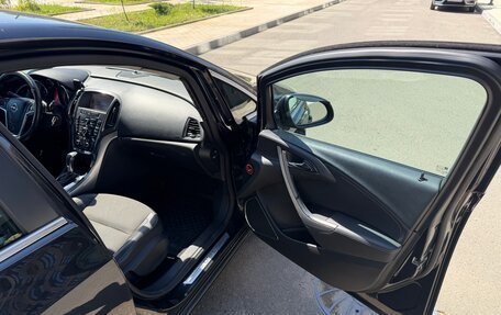 Opel Astra J, 2010 год, 550 000 рублей, 12 фотография
