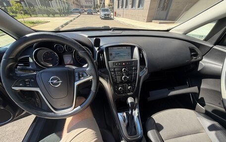 Opel Astra J, 2010 год, 550 000 рублей, 19 фотография