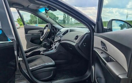 Chevrolet Cruze II, 2013 год, 970 000 рублей, 4 фотография