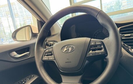 Hyundai Solaris II рестайлинг, 2021 год, 1 350 000 рублей, 11 фотография