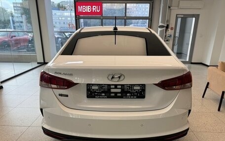 Hyundai Solaris II рестайлинг, 2021 год, 1 350 000 рублей, 5 фотография