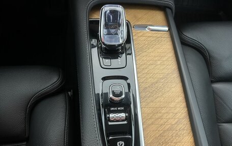 Volvo XC90 II рестайлинг, 2021 год, 4 850 000 рублей, 13 фотография