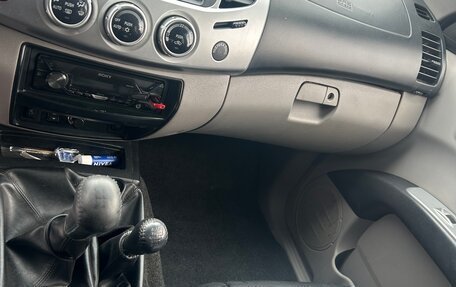 Mitsubishi L200 IV рестайлинг, 2013 год, 1 350 000 рублей, 4 фотография
