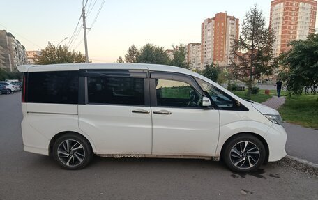 Honda Stepwgn IV, 2016 год, 1 750 000 рублей, 14 фотография