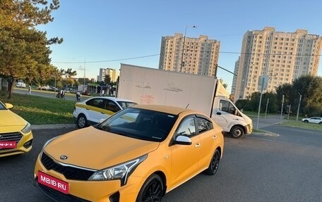 KIA Rio IV, 2021 год, 1 050 000 рублей, 1 фотография